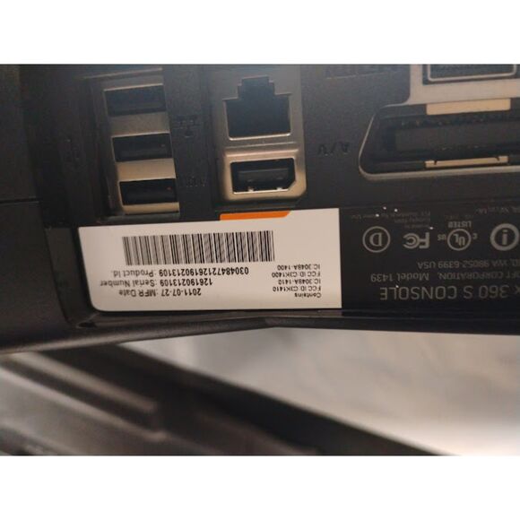 Black XBox 360 S System Has Parental Restriction On Won't Play Some Discs - Picture 7 of 9